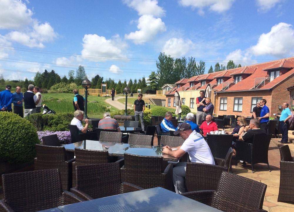Magnolia Park Hotel, Golf & Country Club Boarstall Esterno foto