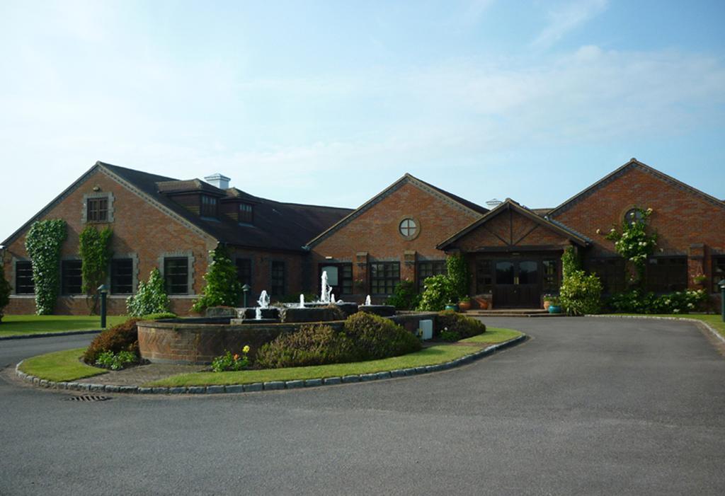 Magnolia Park Hotel, Golf & Country Club Boarstall Esterno foto